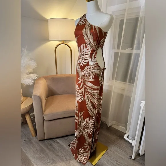 Windsor | Burnt Orange Tropical One Shoulder Cut Out Maxi Dress - Picture 2 of 10
